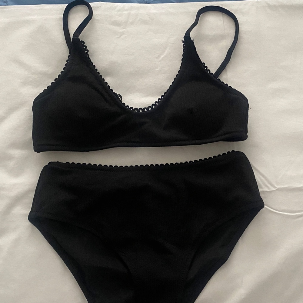 Elegant Black Bikini Set